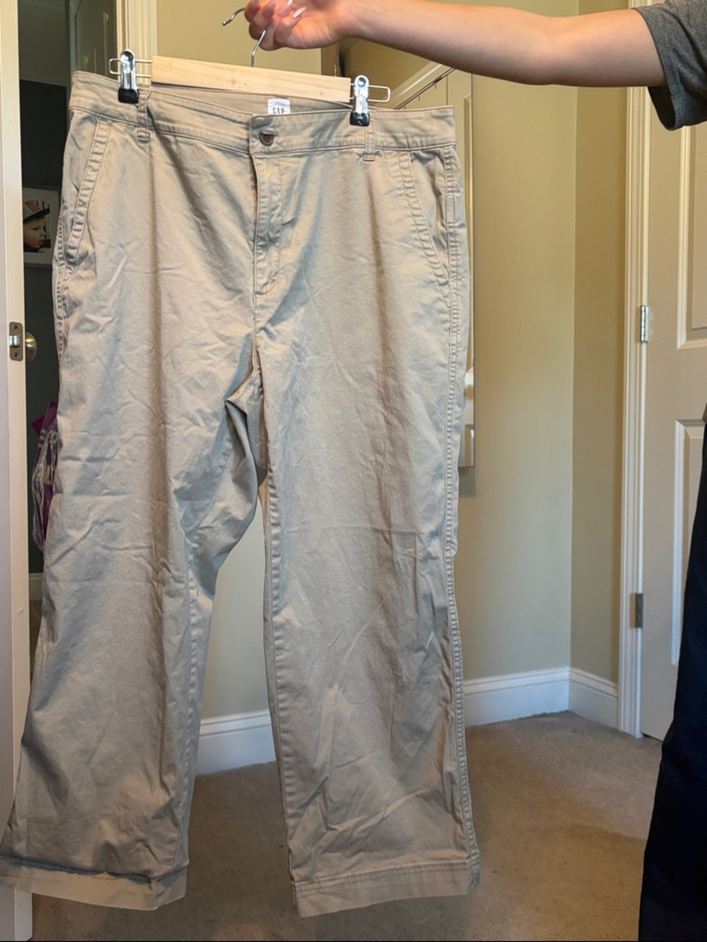 GAP Wide Leg Pants in Light Beige
